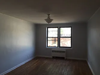 Rented by Realty 2000 Associates Ltd