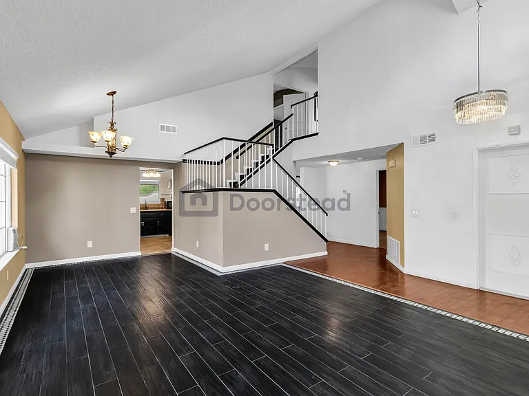 3387 Graywood Ct — Photo 6