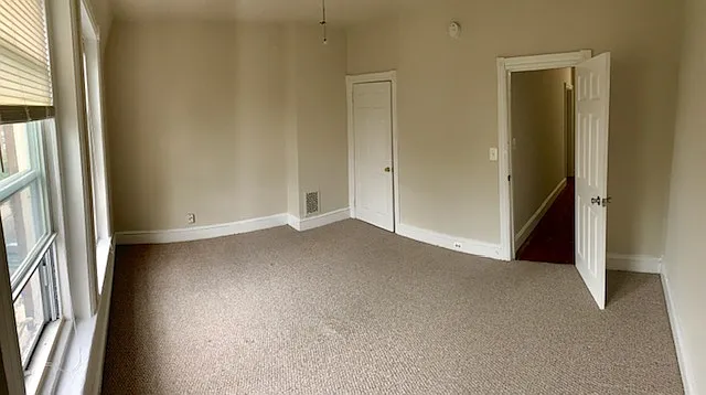 221 Buckingham Pl — Photo 22