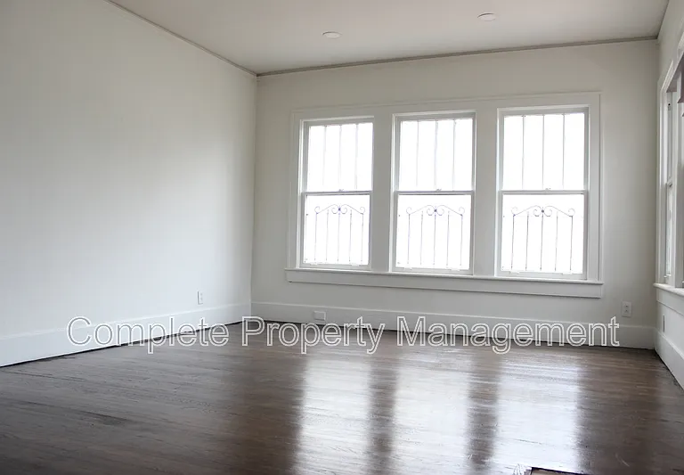 1412 Alabama Ave SW — Photo 4