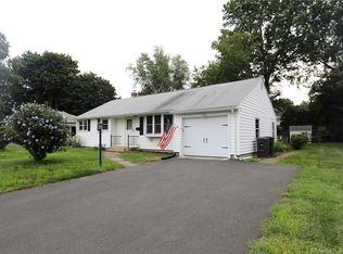17 Allen St, Enfield, CT 06082