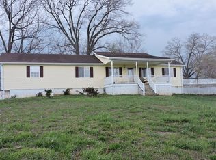 75 W End Ln, Edmonton, KY 42129