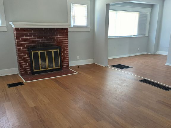 2nd image of 349 W 29th St