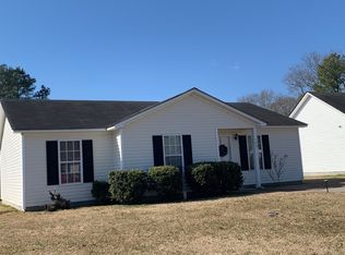 140 Sutton Dr, Elizabeth City, NC 27909