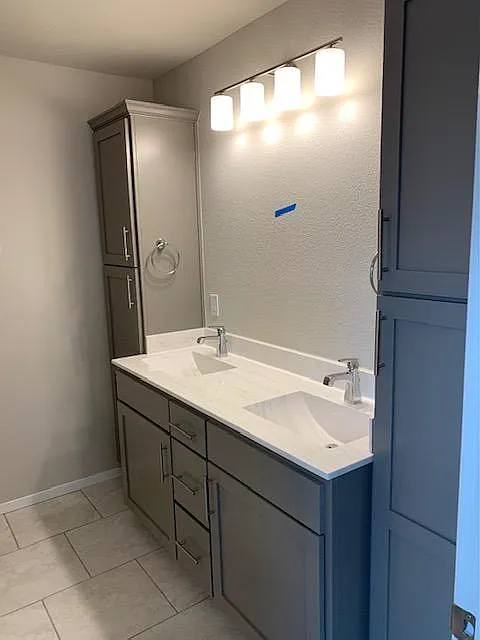 4 bed, 1967 sqft, $2,400 — Photo 3