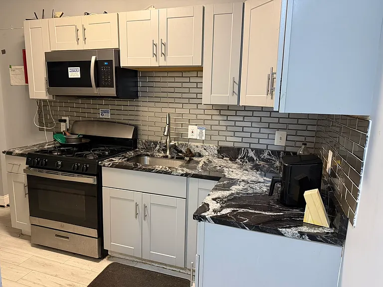 4115 Fairhaven Ave #C — Photo 11