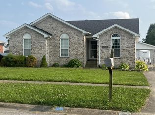 11410 Garden Trace Dr, Louisville, KY 40229