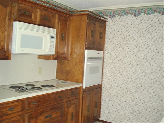 5th image of 7008 Dublin Dr
