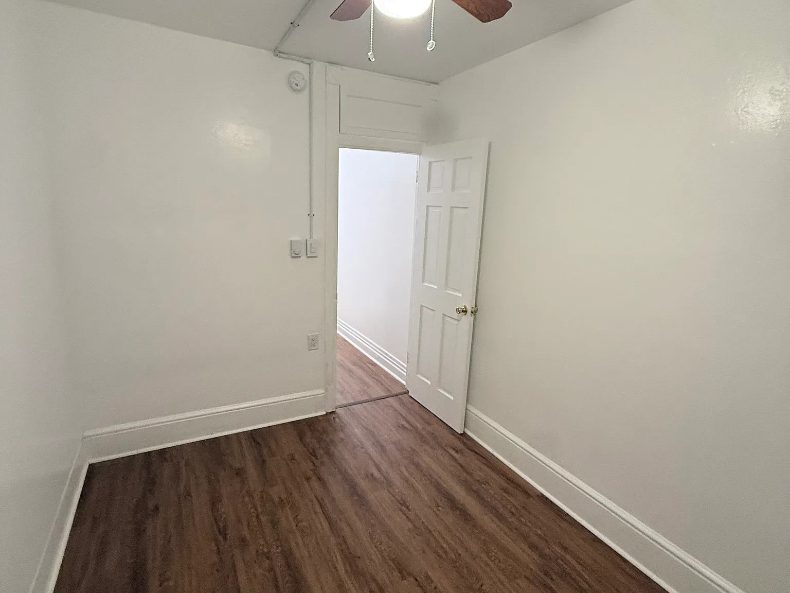 3 bed, 1000 sqft, $1,400 — Photo 3