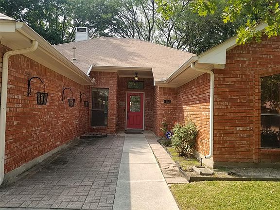 2nd image of 4353 Carolina St