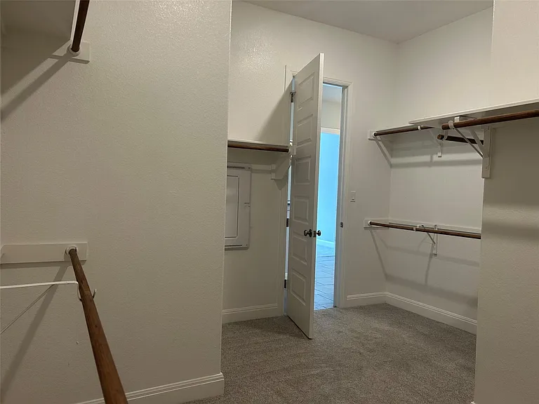 148 Kellogg Ln — Photo 18