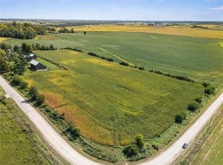 4001 Vista Rd, Ely, IA 52227