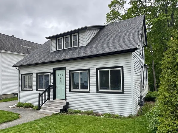 107 Jackson Street, Bangor, ME 04401