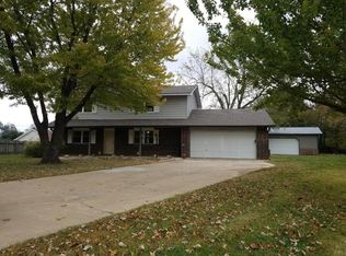 1213 Leelynjean Ln, Springdale, AR 72762