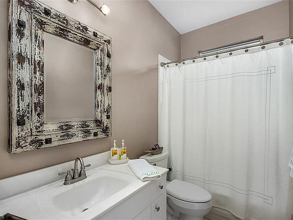 3rd image of 19343 Silver Oak Dr