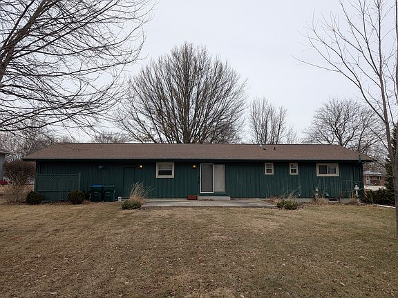 3rd image of 605 E Webster St