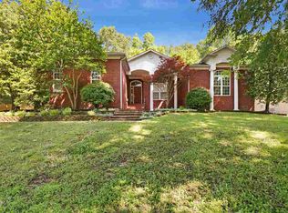 19 Brentmeade Dr, Jackson, TN 38305