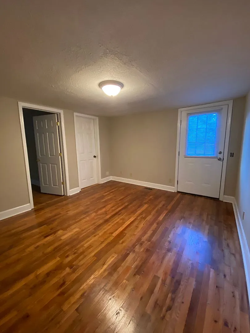 Charming 3-Bedroom, 2-Bath House With Detached Garage On West Side Of Athens, Ga - Pre-Lease For ... — Photo 2