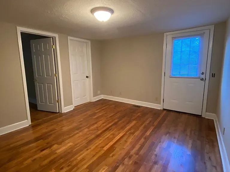 1800 Timothy Rd — Photo 2