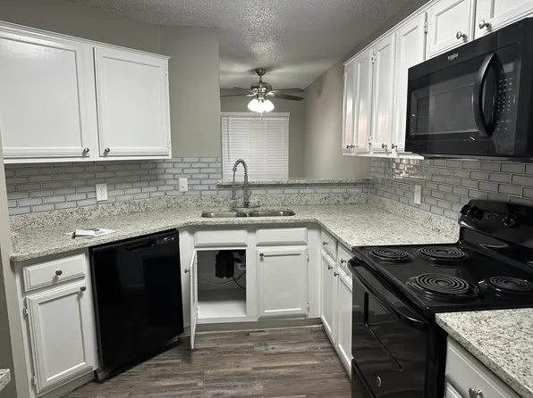 3925 Leeds Ct #1234, Garland, TX 75043