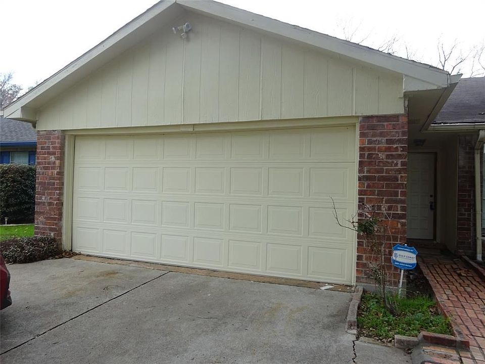1st image of 18506 Lippizaner Dr