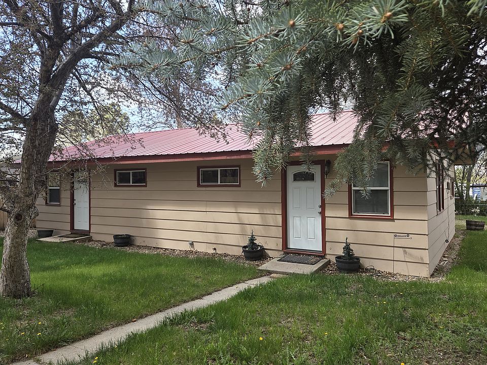 1st image of 628 Legion St