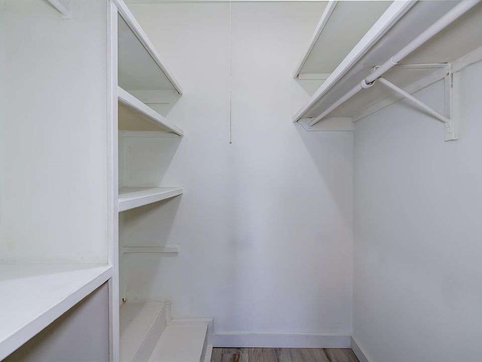 1st image of 4319 Corumba Walk