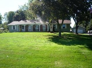 3157 Nelson Rd, Sun Prairie, WI 53590