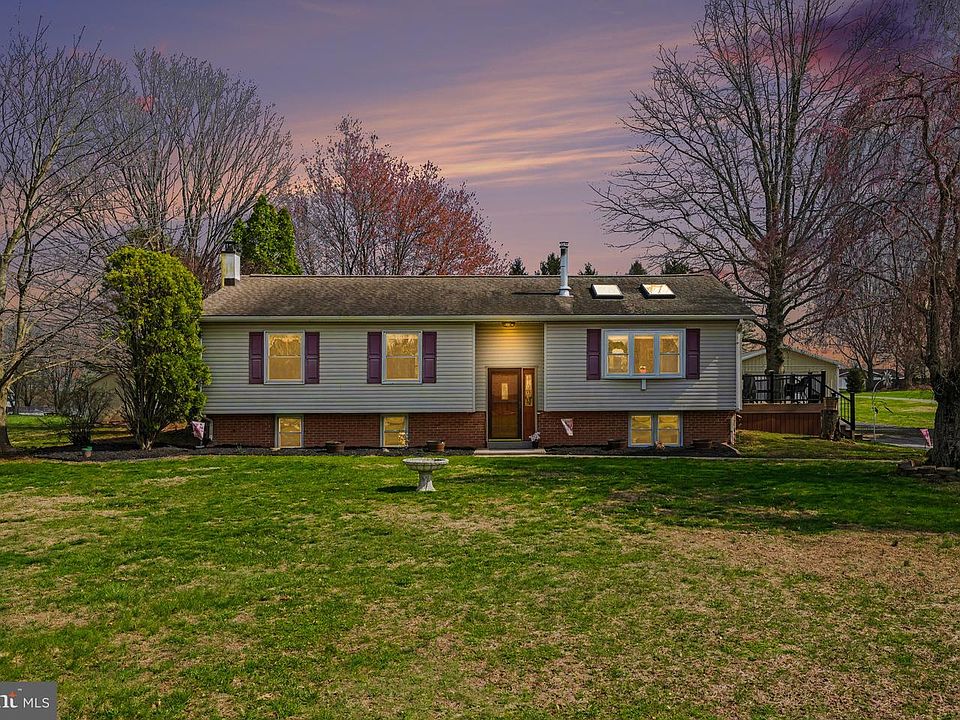1st image of 1442 Harvey Ln