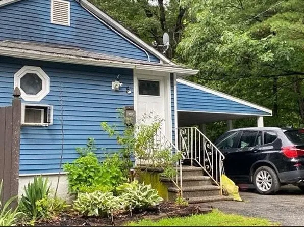 5 Amber St, Worcester, MA 01602