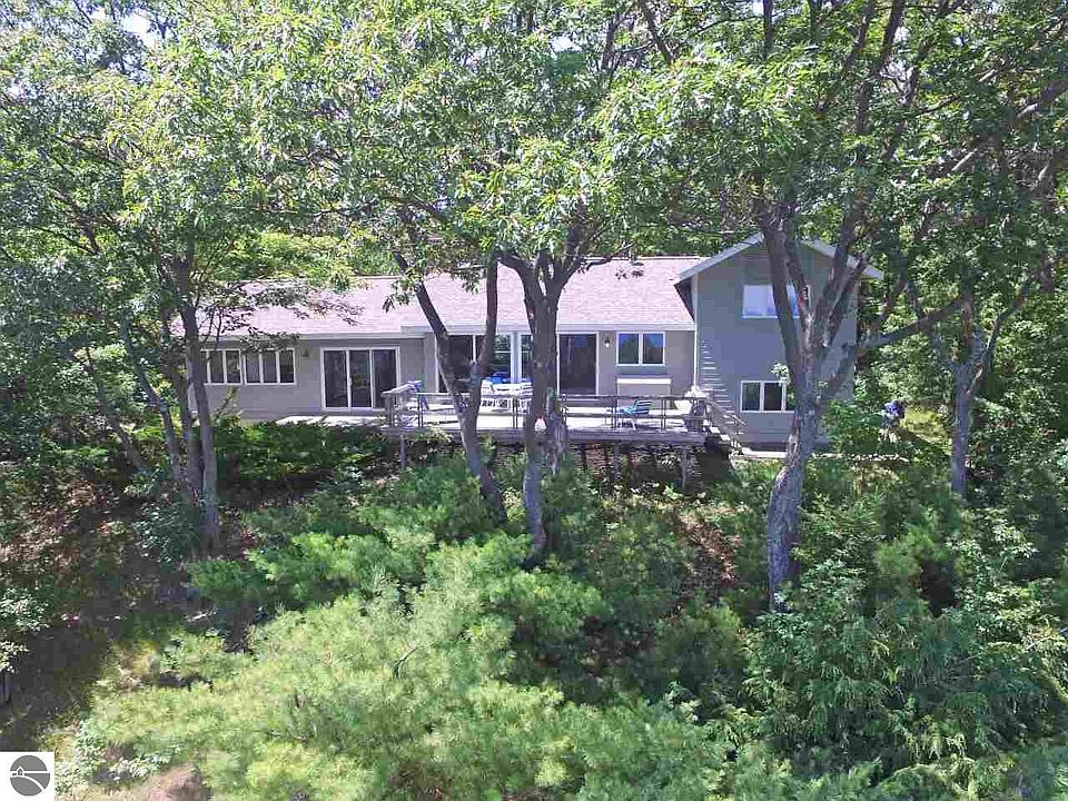 2nd image of 3064 Pilgrim Hwy