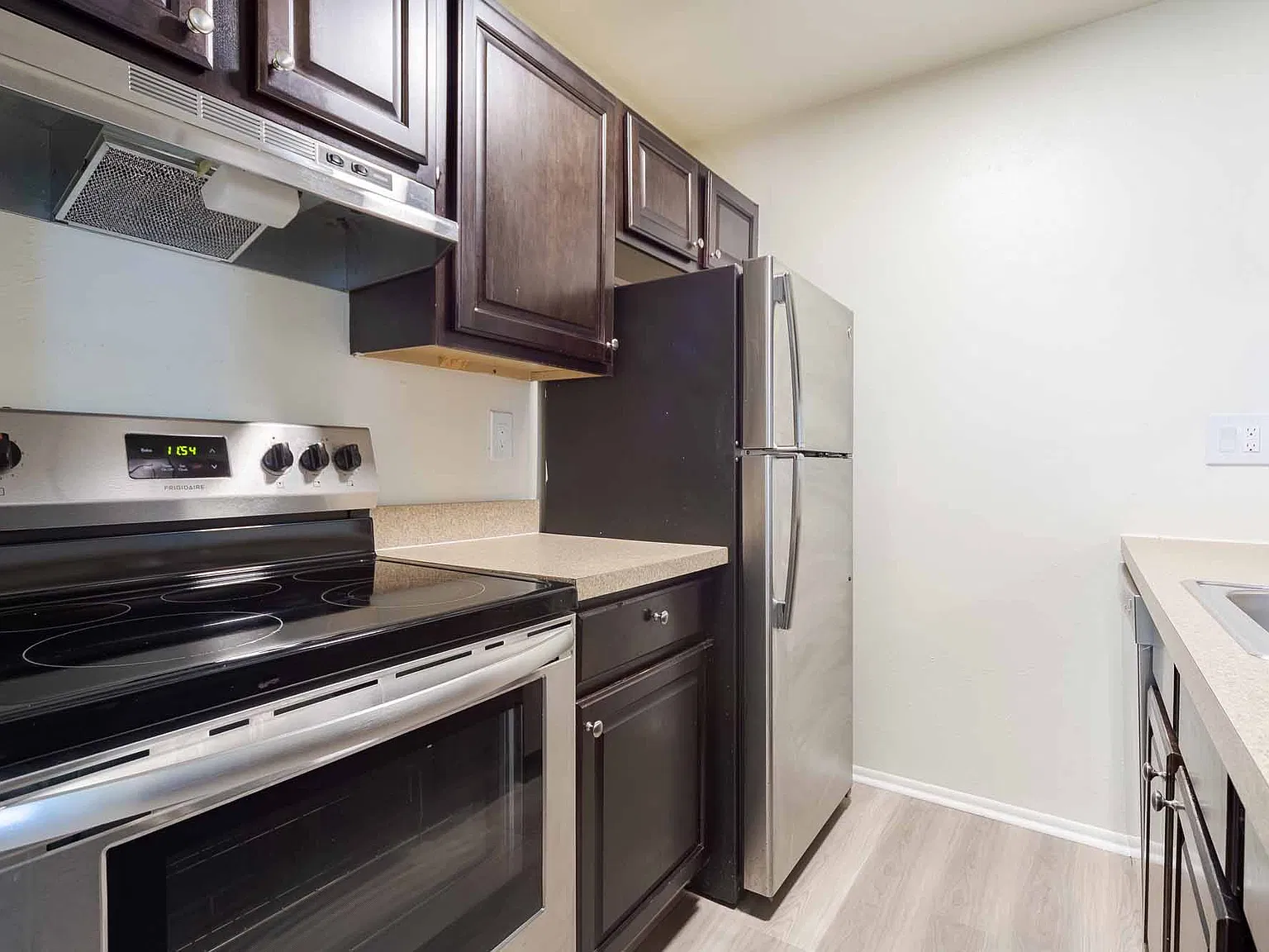 Forest Creek Apartments — Photo 2