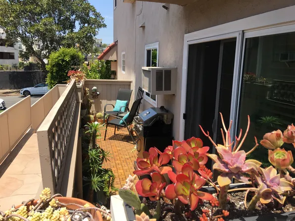 11836 Mayfield Ave APT 2, Los Angeles, CA 90049