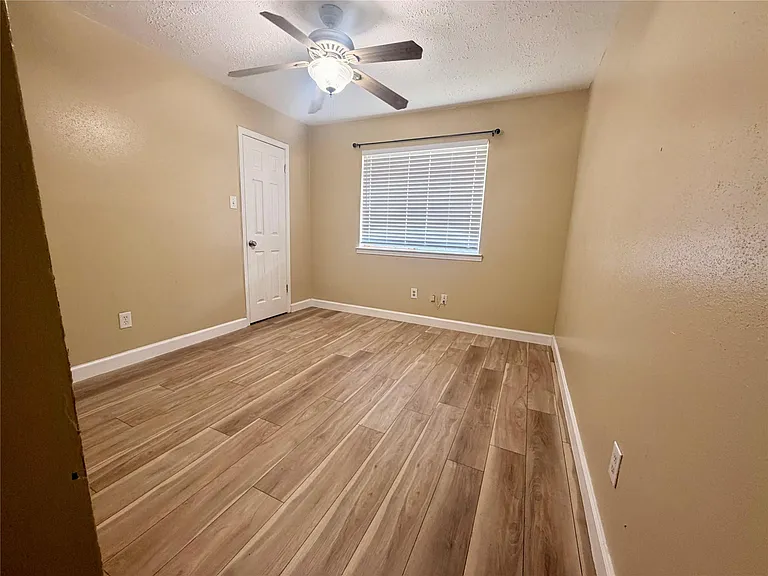 17010 Sunview Ct — Photo 10