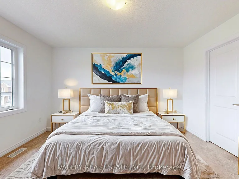 223 Ridley Cres — Photo 8