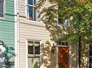 823 Oronoco St, Alexandria, VA 22314