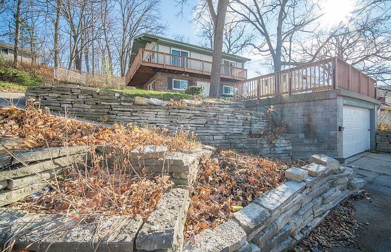 466 Park Ave, Pewaukee, WI 53072 Zillow