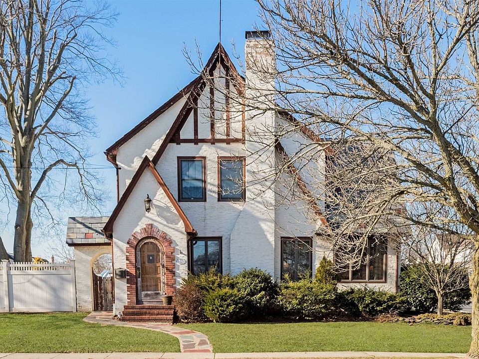 1st image of 1834 Jackson Ave