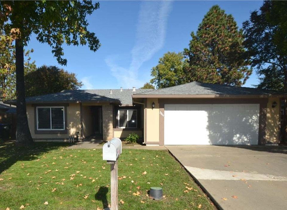 1st image of 2869 Norcross Dr