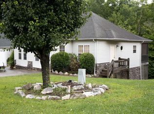 2386 Roberts Bend Rd, Burnside, KY 42519