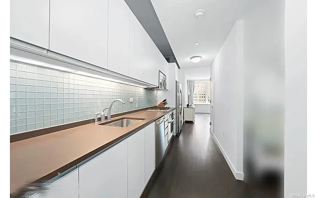 Sold by Century Homes Realty Group LLC | media 3