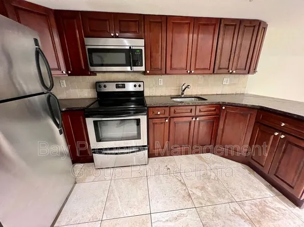 1723 Fontain St #A, Philadelphia, PA 19121