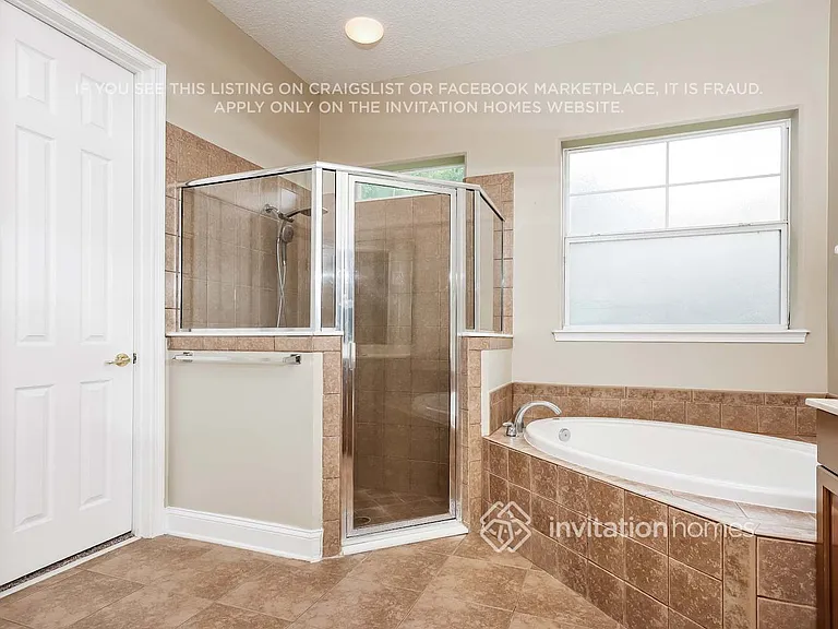 133 W Village Dr — Photo 11