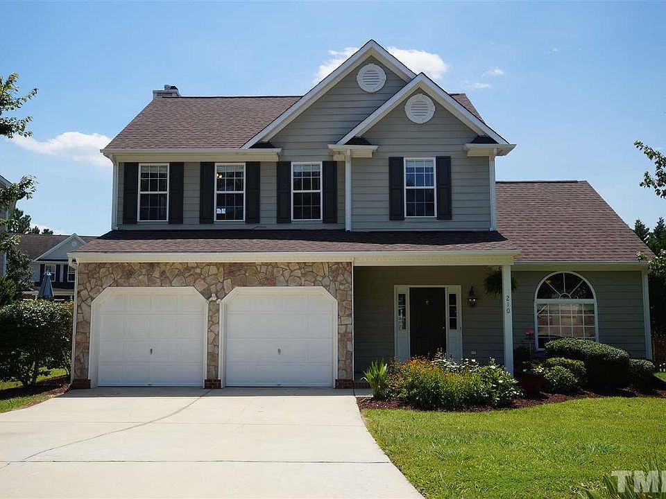 1st image of 210 Stoney Dr