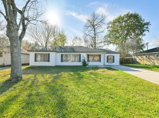 1206 Houston Ave, Pasadena, TX 77502