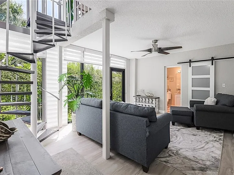 807 River Point Dr #102D — Photo 19