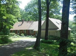 12 Birch Bluff Rd, Montgomery, MA 01085