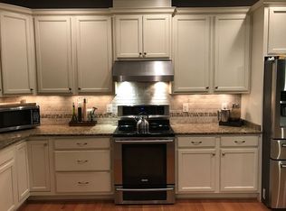 2329 Sanderson Rd, Chesapeake, VA 23322