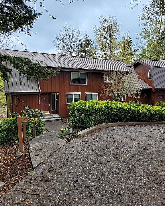 1st image of 2446 Park Hill Dr