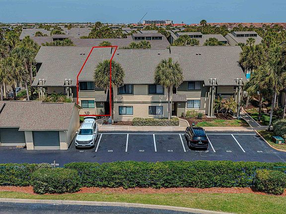 2nd image of 82 Village Las Palmas Cir